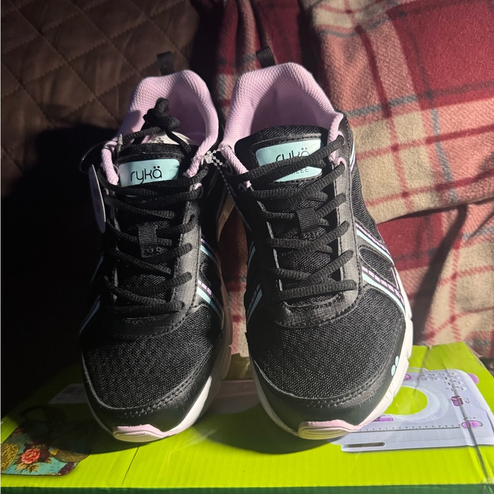 Ryka Women's Black and Pink Athletic Shoes